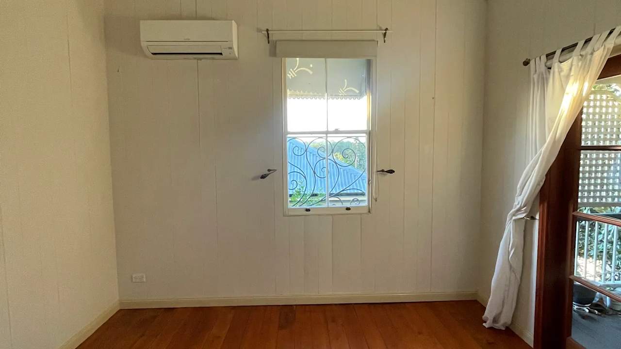 Unfurnished room in a share house