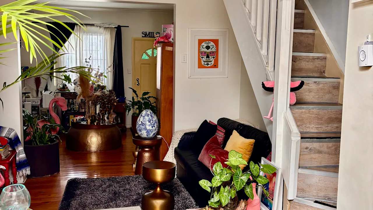 Room in a share house