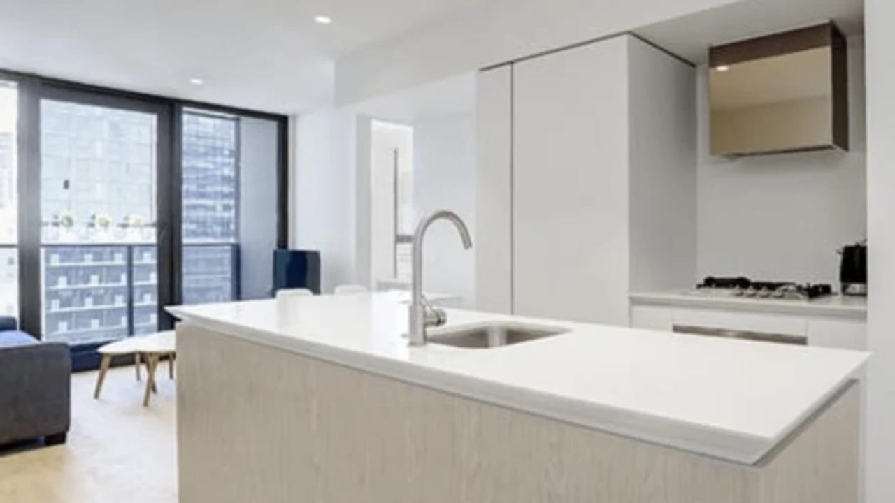 Furnished room in a flatshare