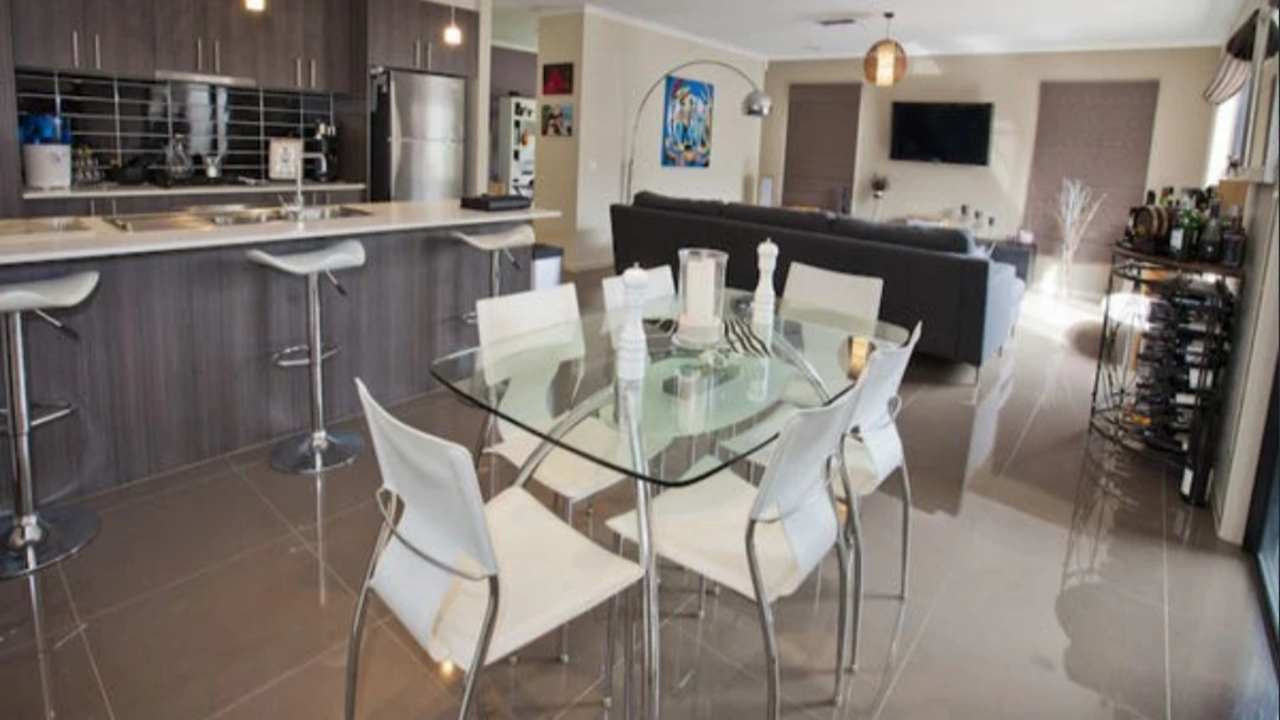 Unfurnished room in a share house