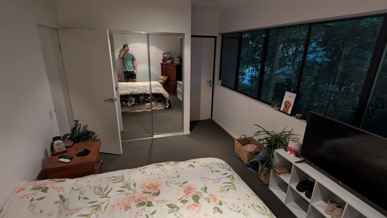 Unfurnished room with own bathroom