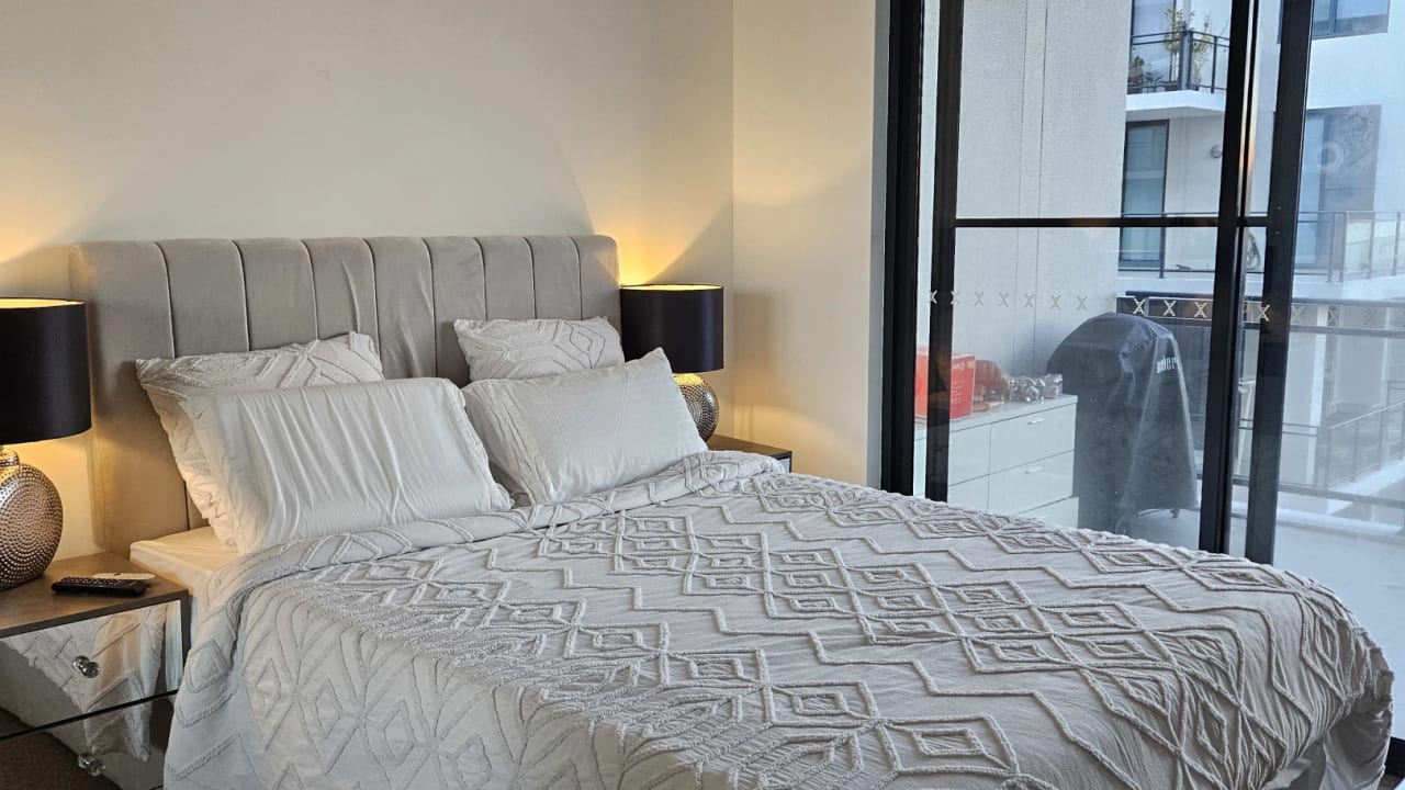 Furnished room with own bathroom