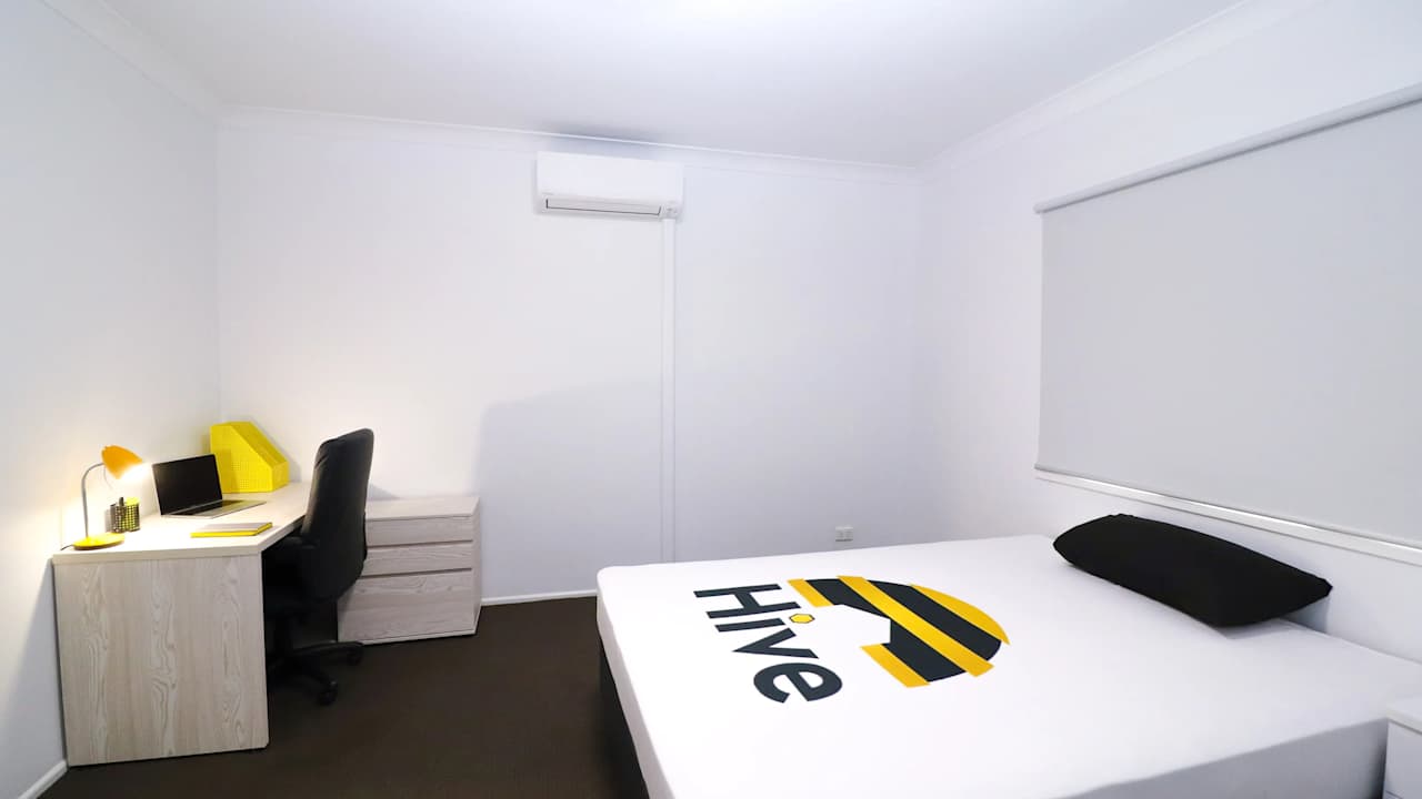 Furnished room in a share house