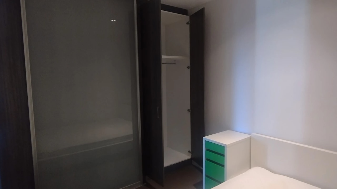 Furnished room in a flatshare
