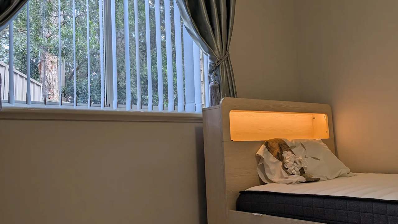 Room in a share house