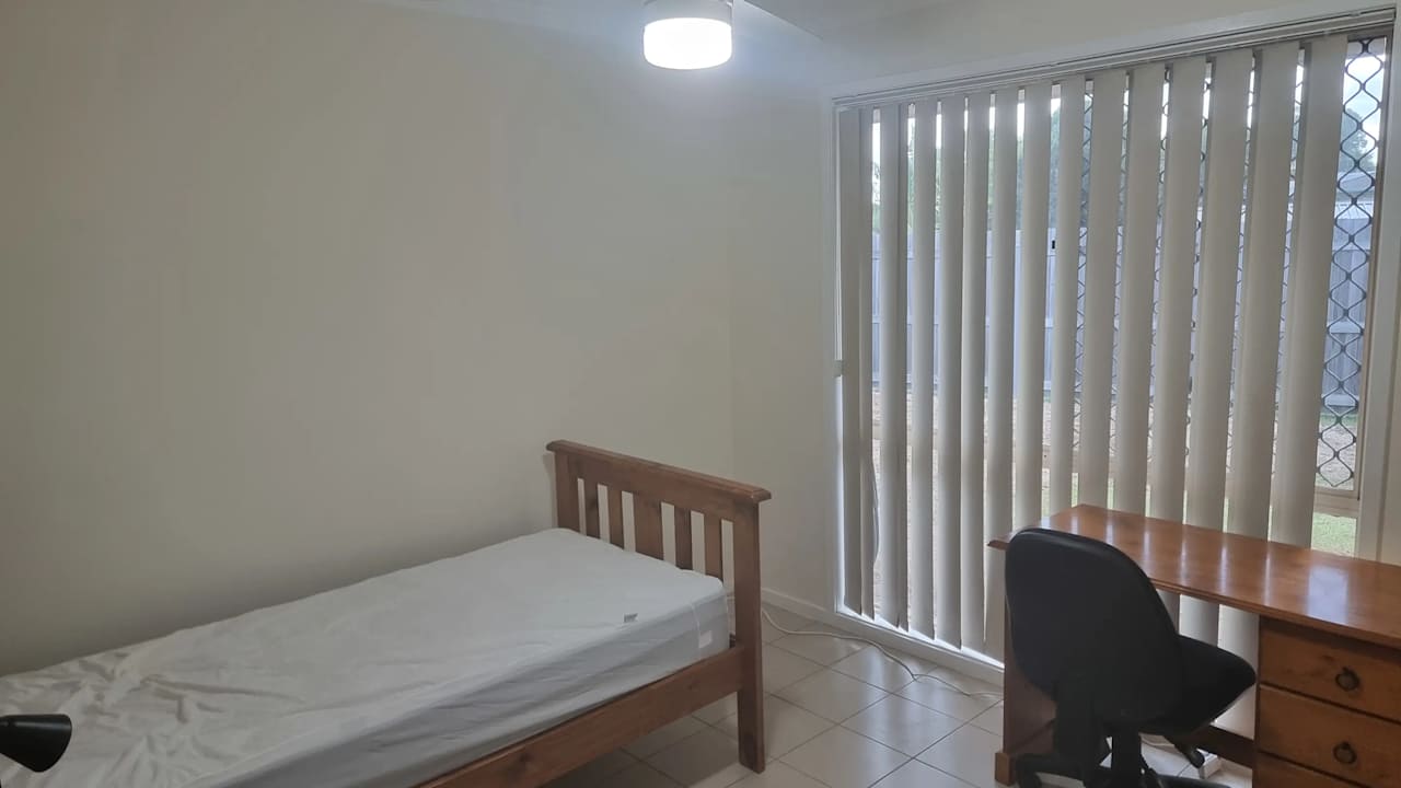 Furnished room with own bathroom