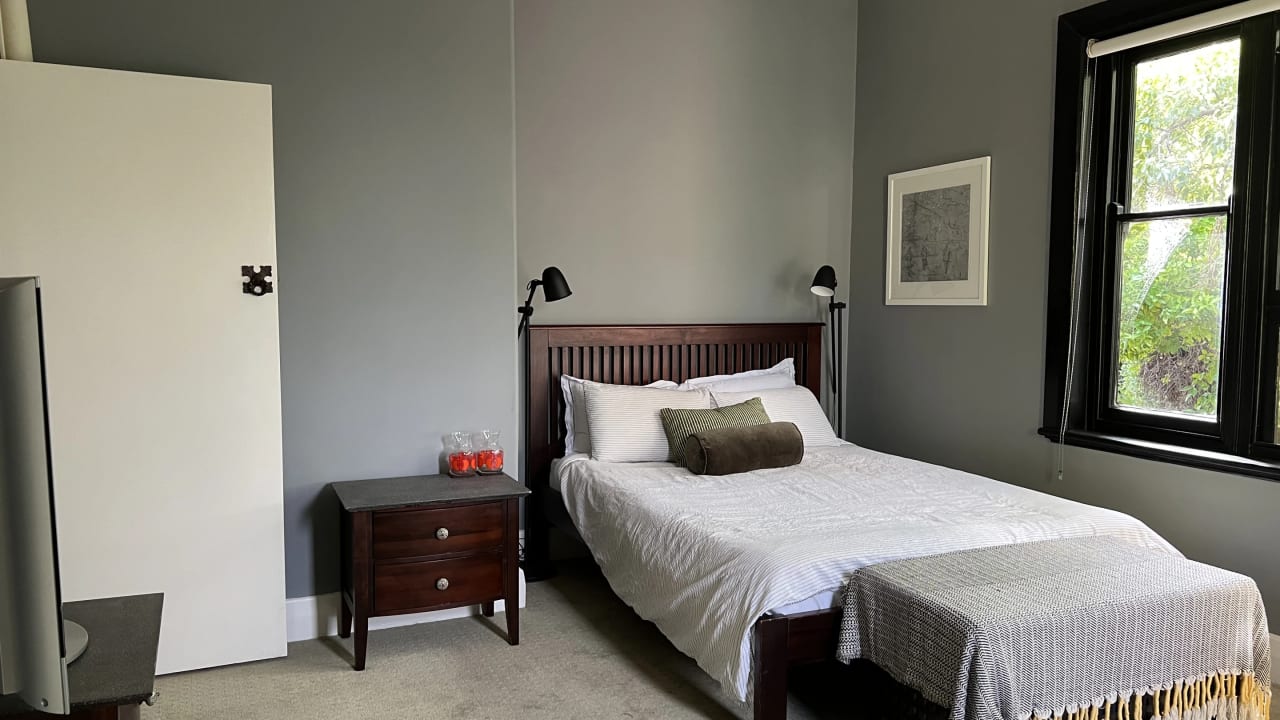 Furnished room with own bathroom
