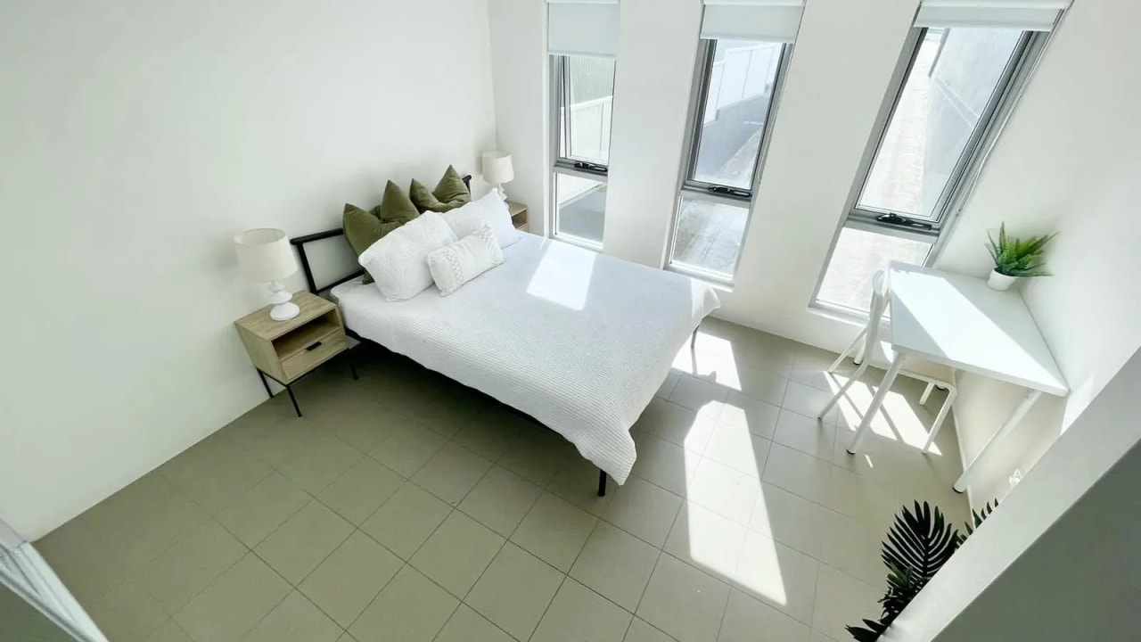 Room studio flat for rent