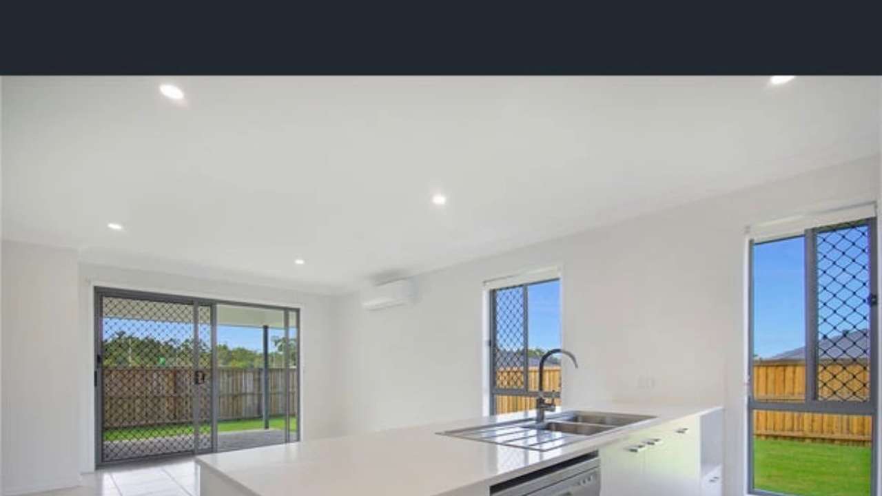 Room in a share house