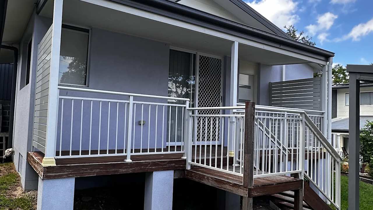 Unfurnished room granny flat for rent