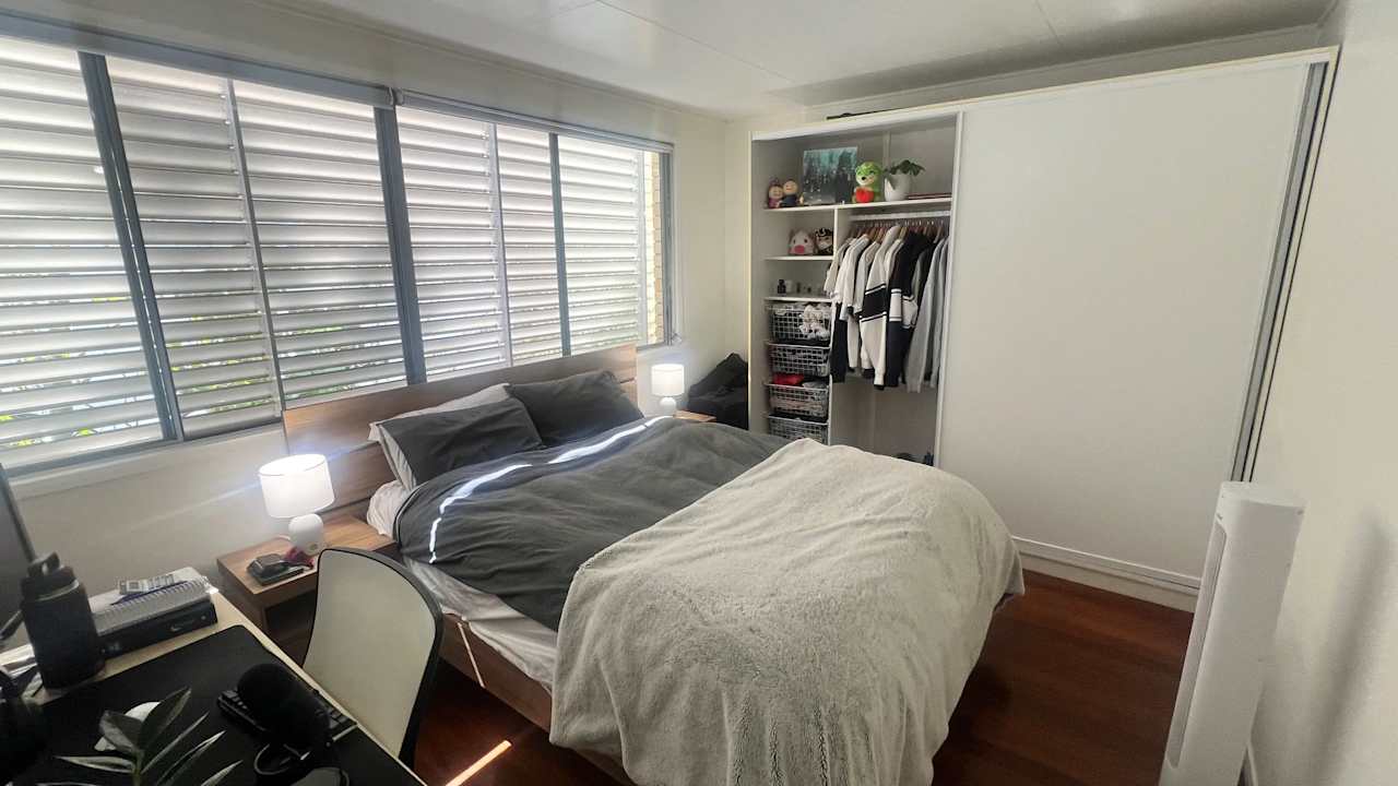 Unfurnished room in a share house