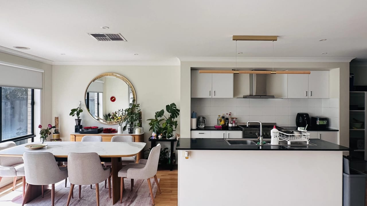 Room with ensuite in a share house