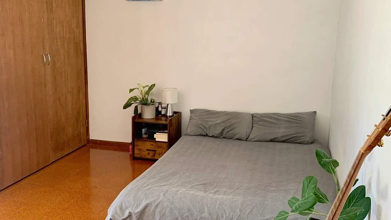 Unfurnished room in a share house