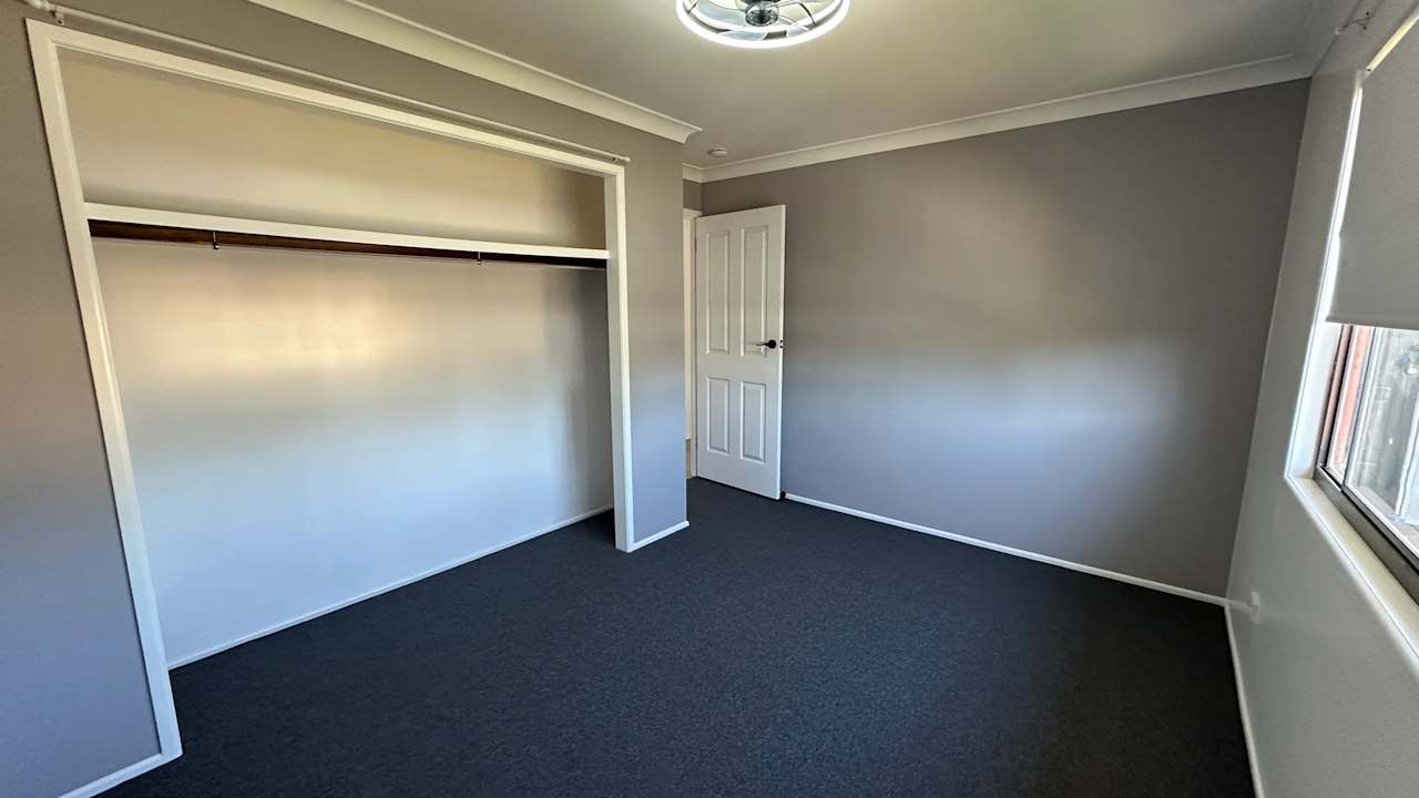 Room in a share house