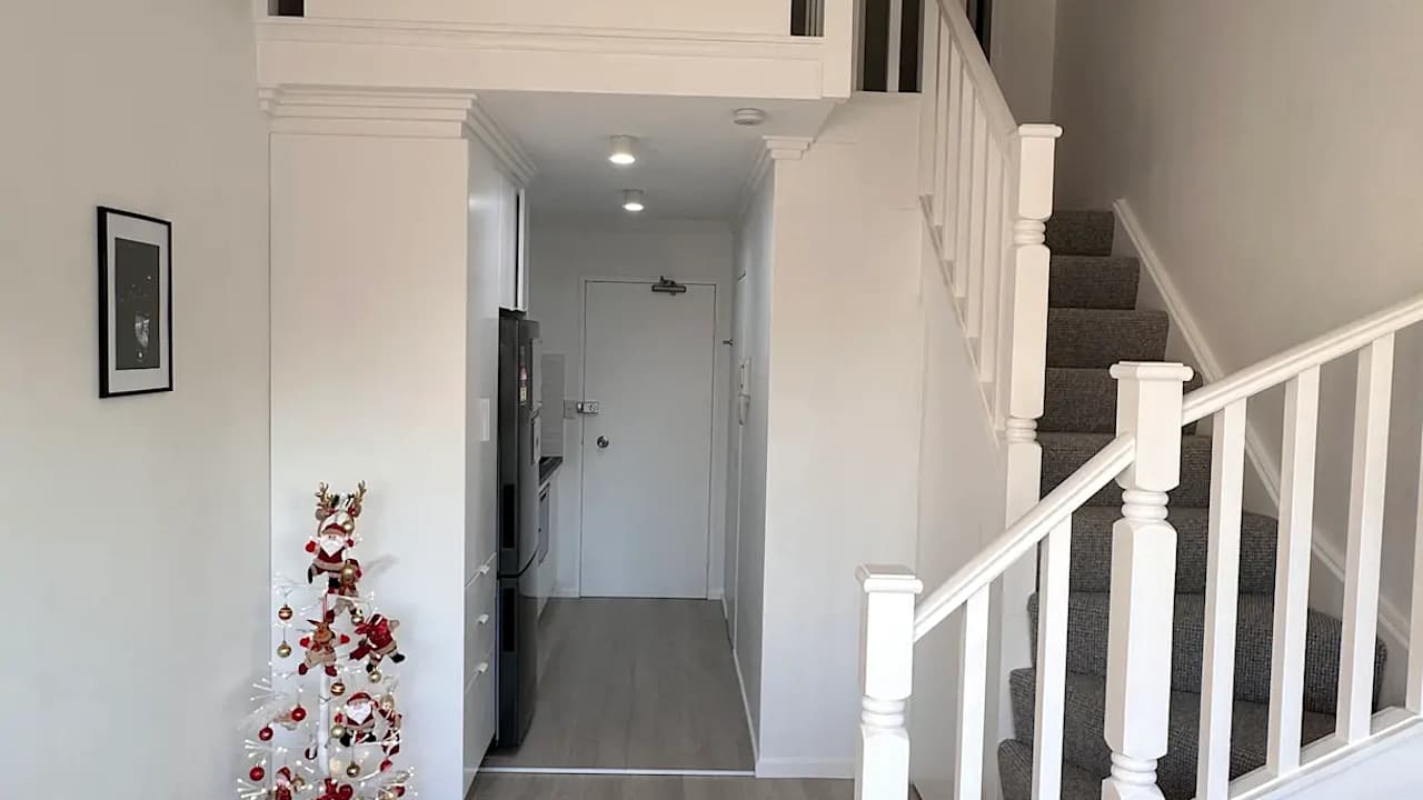 Furnished room studio flat for rent