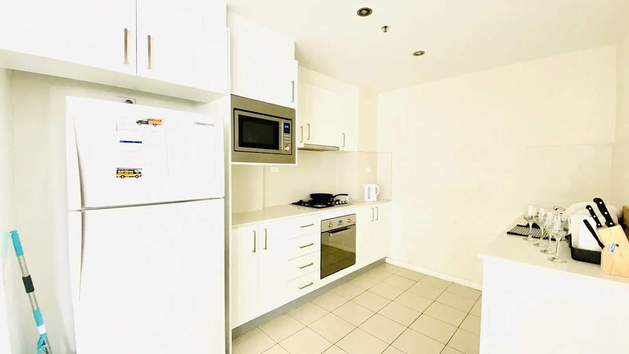 Furnished room in a flatshare