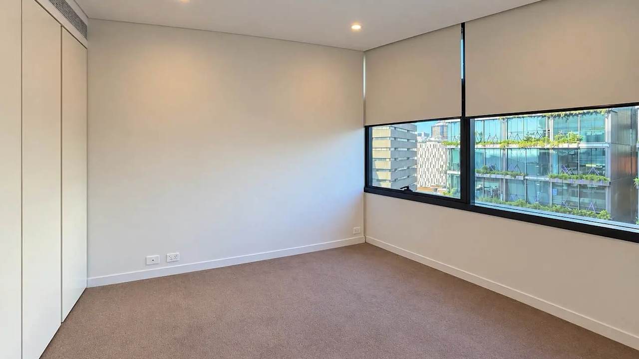 Furnished room with own bathroom