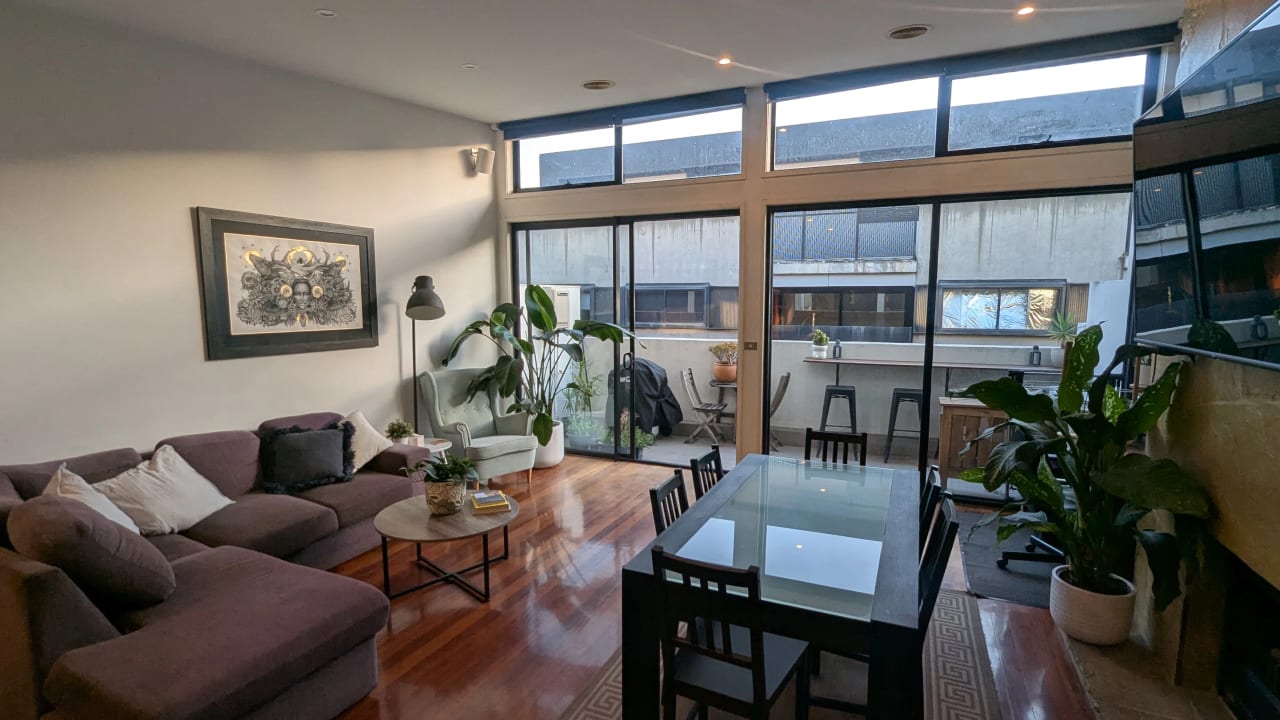 Unfurnished room in a flatshare