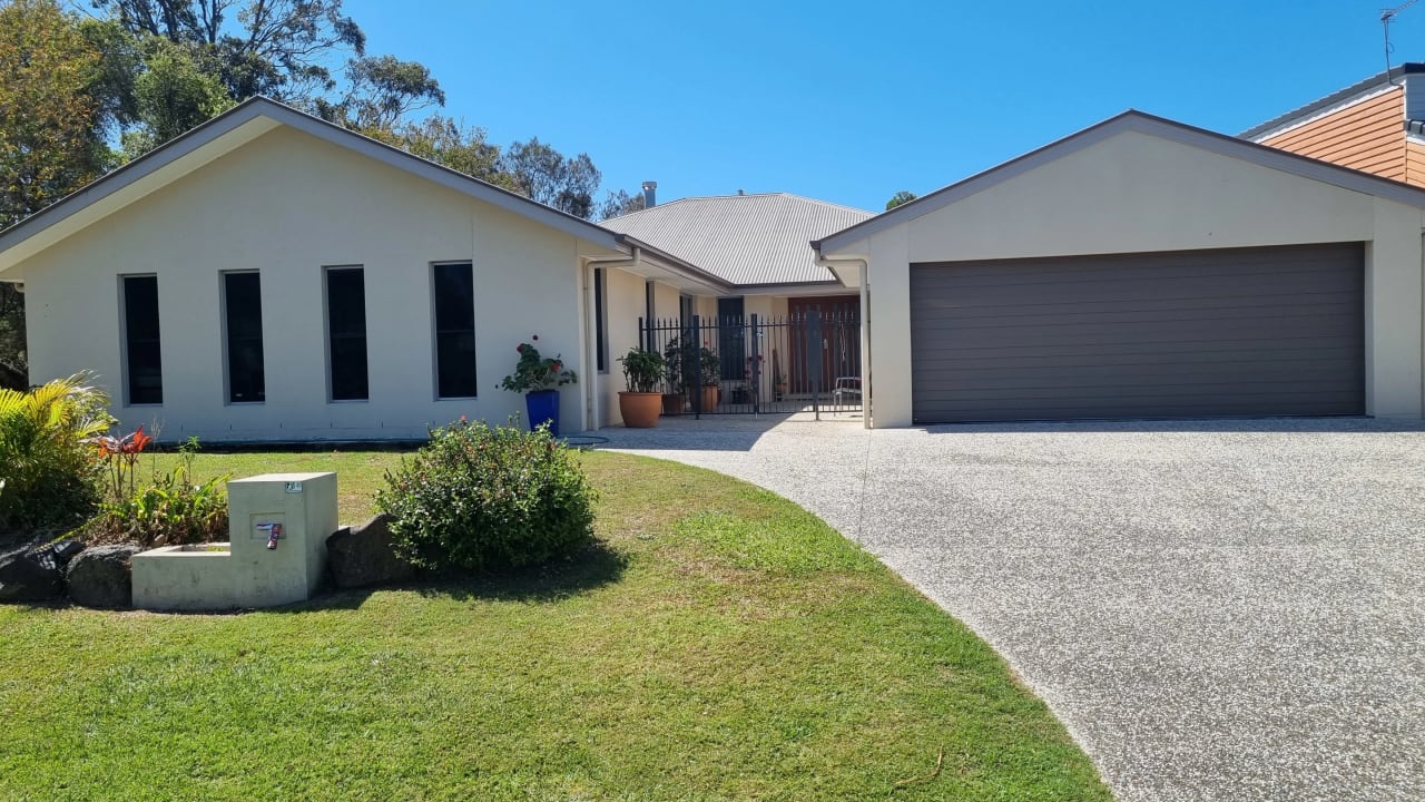 Room in a share house
