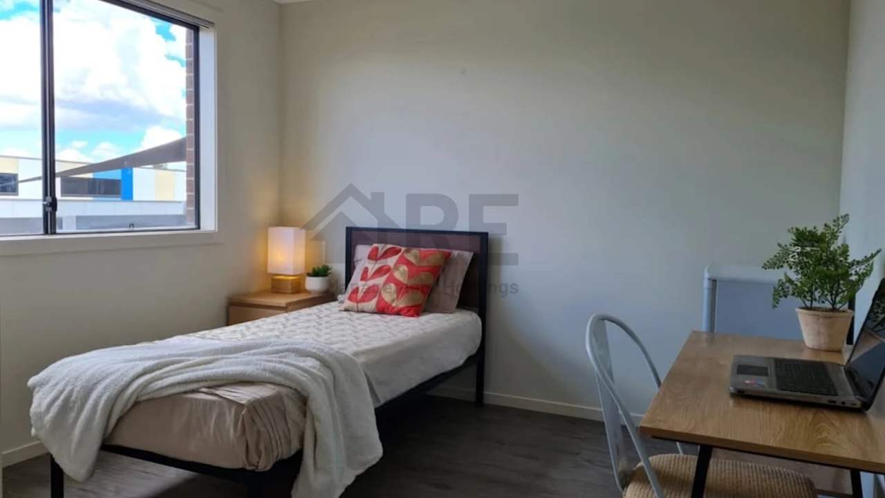 Furnished room in a share house