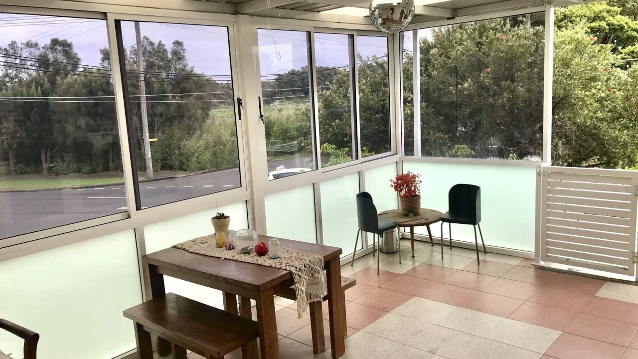 Room in a share house
