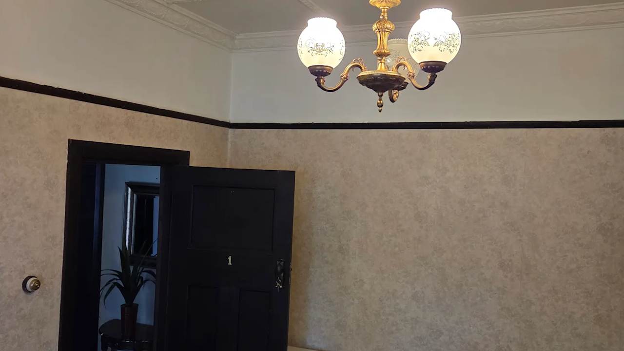 Room in a share house