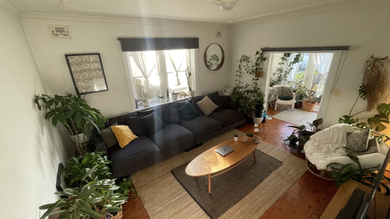 Unfurnished room in a flatshare