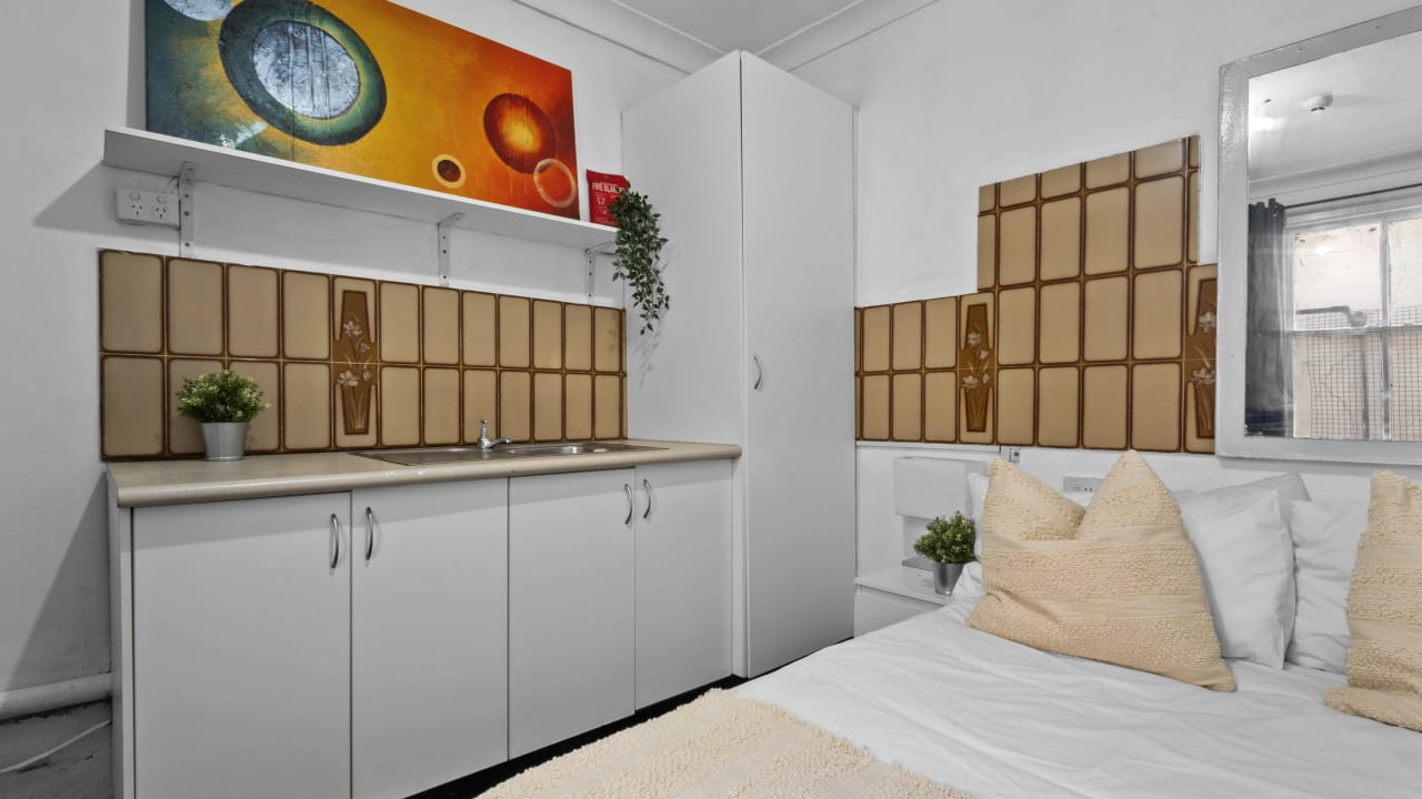 Furnished room in a share house