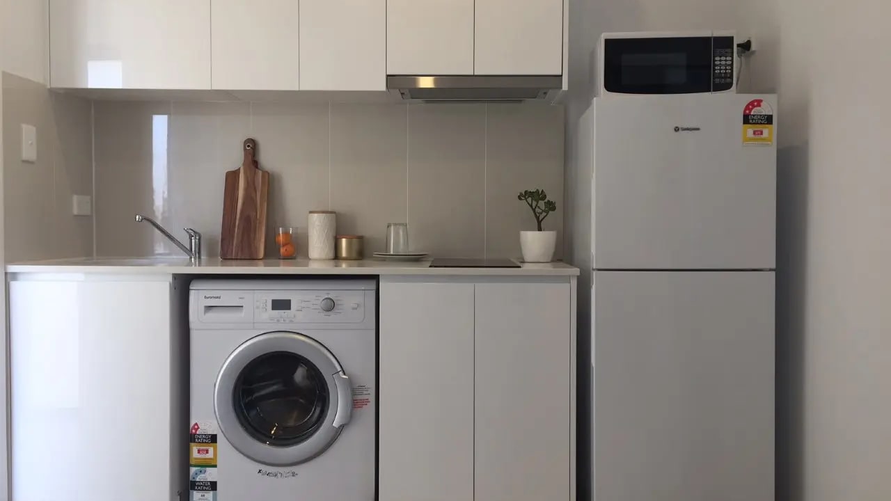 Furnished room studio flat for rent
