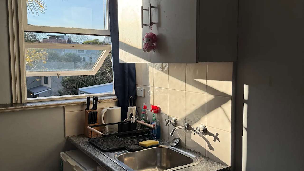 Furnished room studio flat for rent