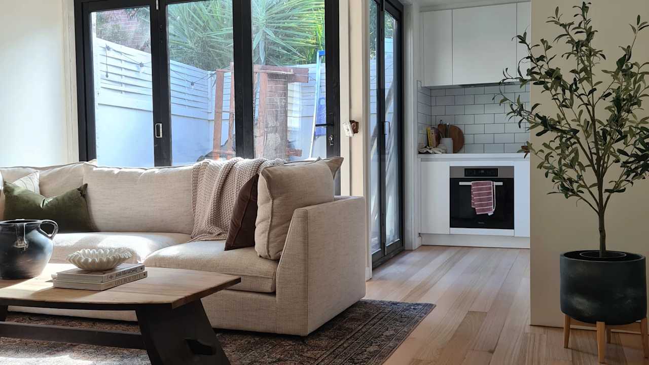 Room in a share house