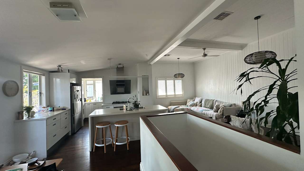 Room in a share house