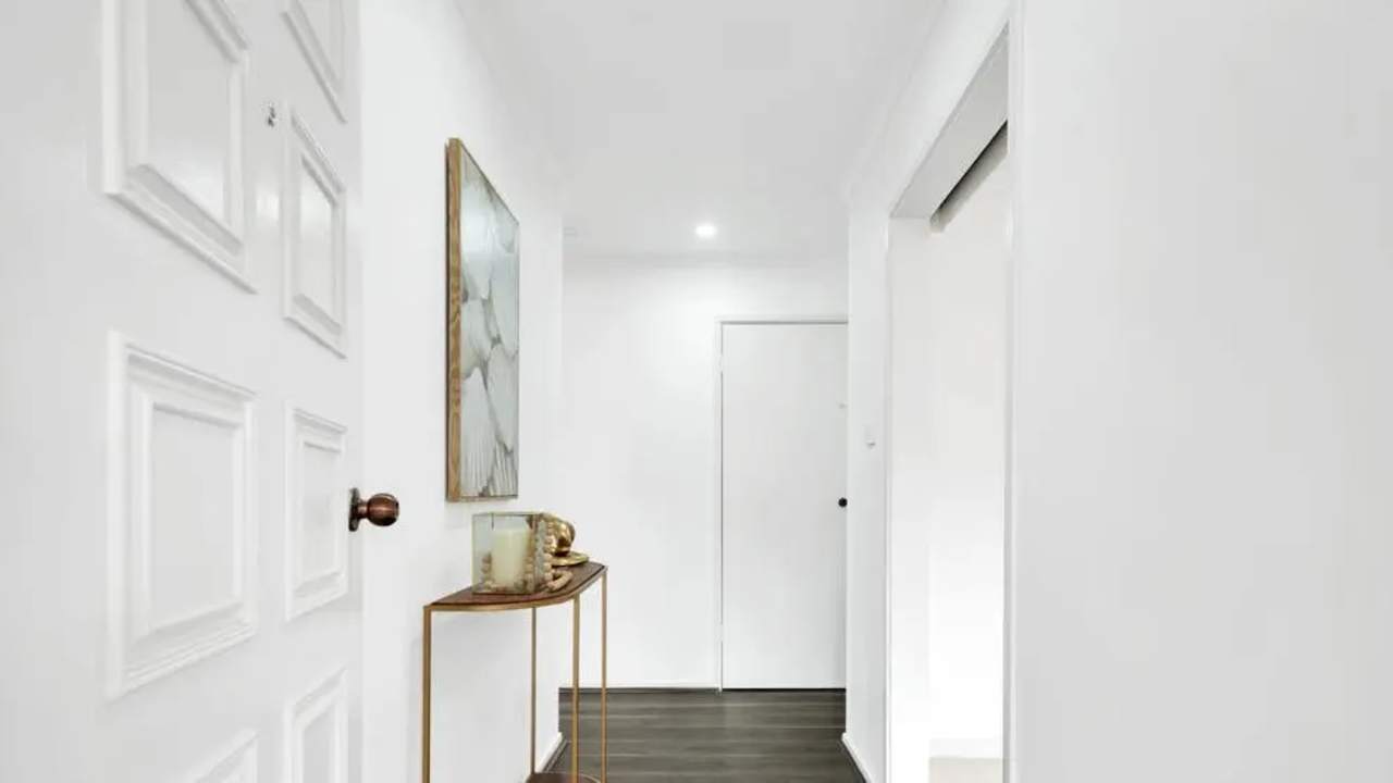 Room in a share house