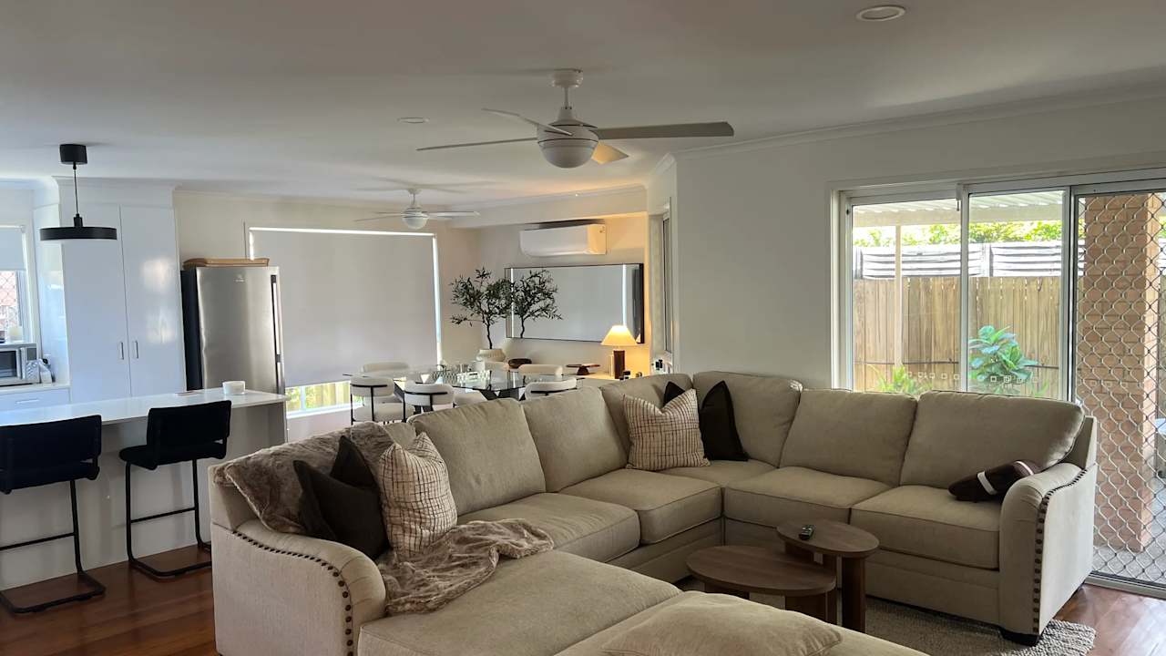 Unfurnished room in a share house