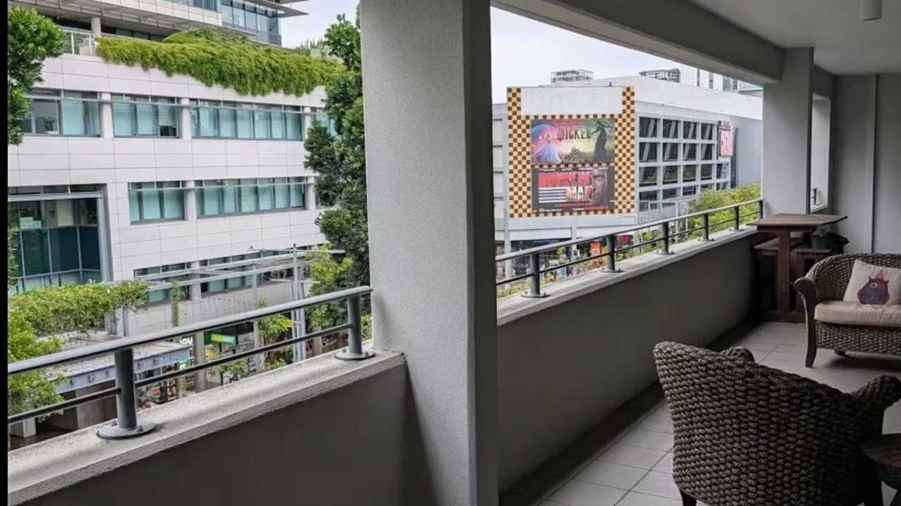 Unfurnished room with own bathroom