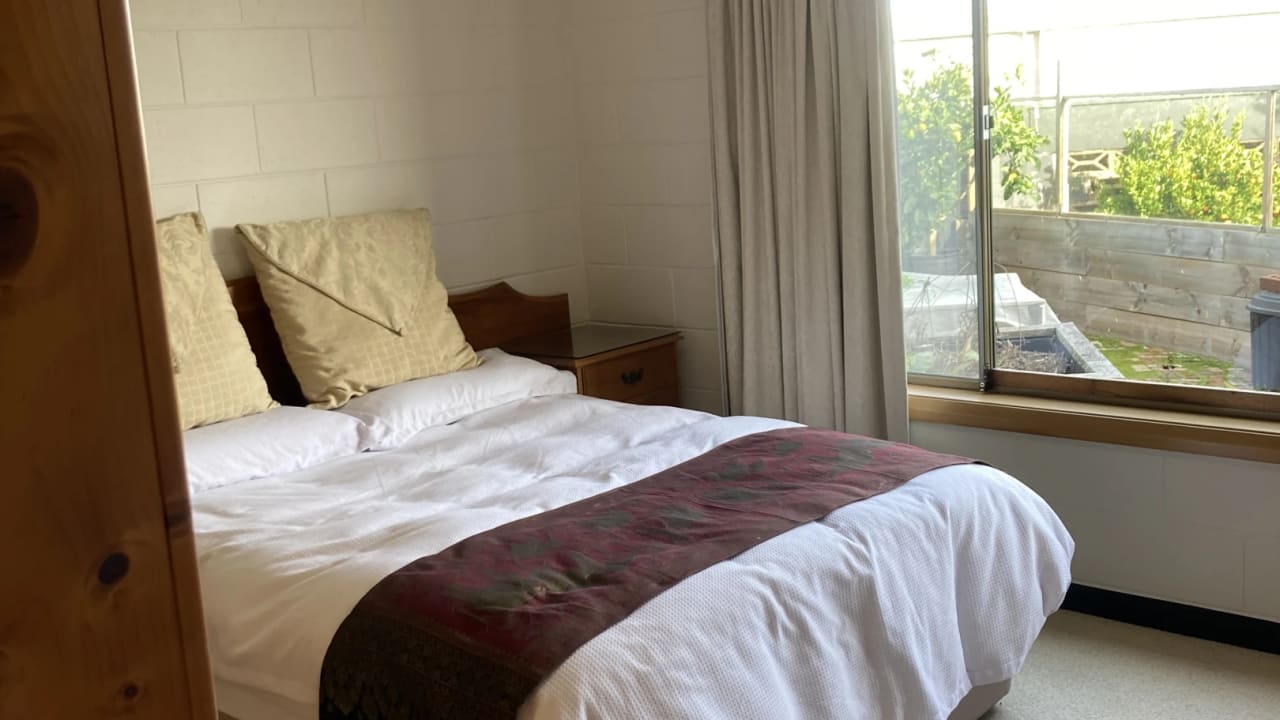 Furnished room with own bathroom