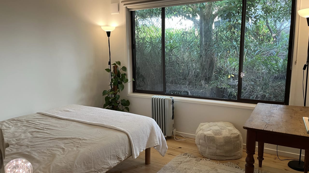 Room in a share house