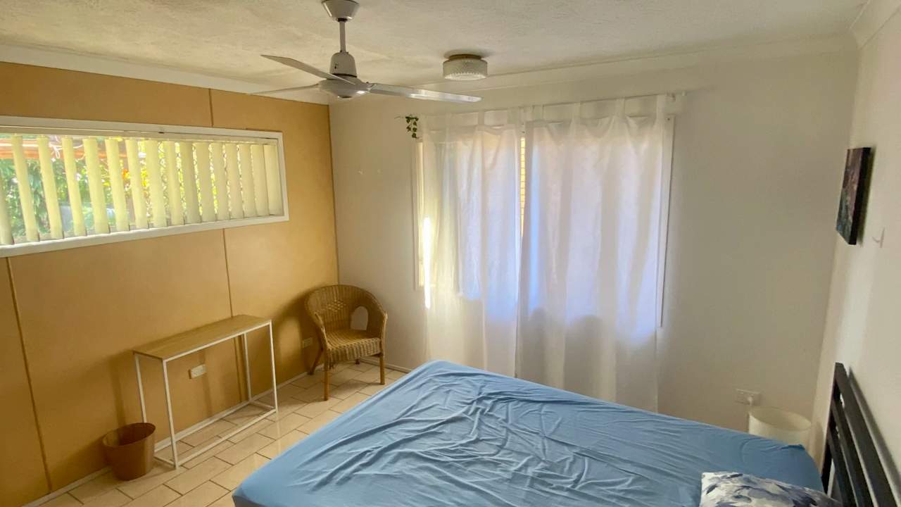 Unfurnished room in a share house