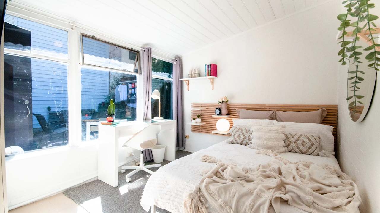 Furnished room with ensuite in a share house