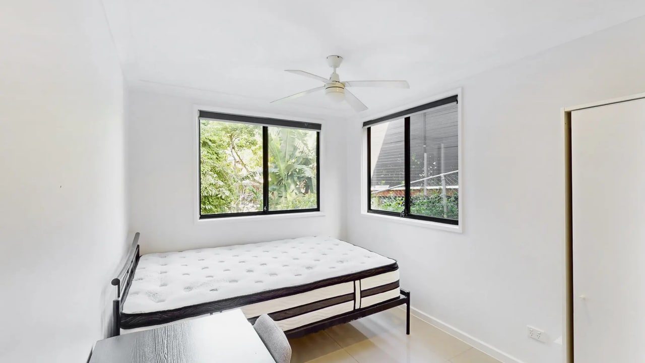 Room with ensuite in a share house