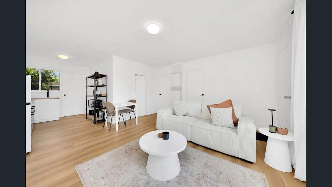 Unfurnished room in a share house