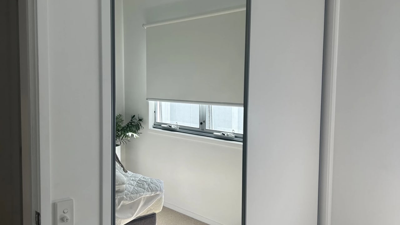 Room in a share house