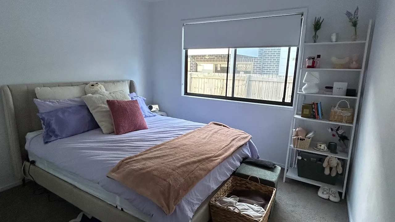 Unfurnished room in a share house