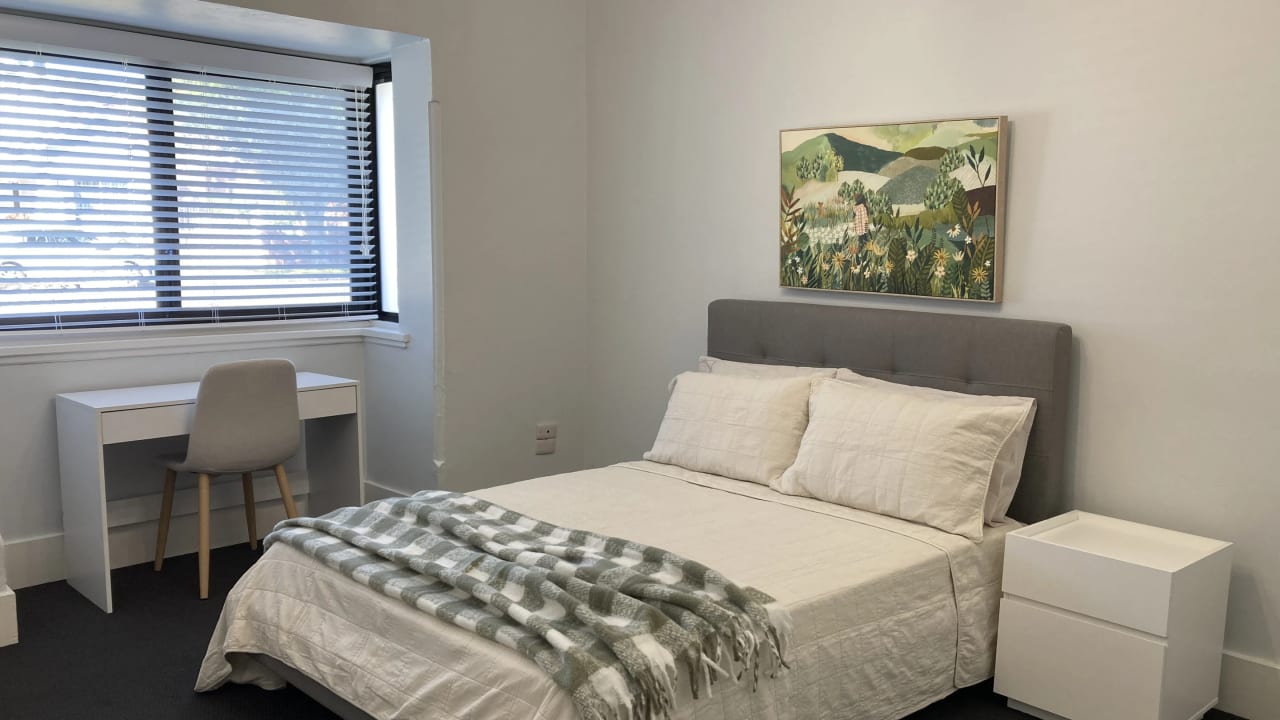 Furnished room in a share house