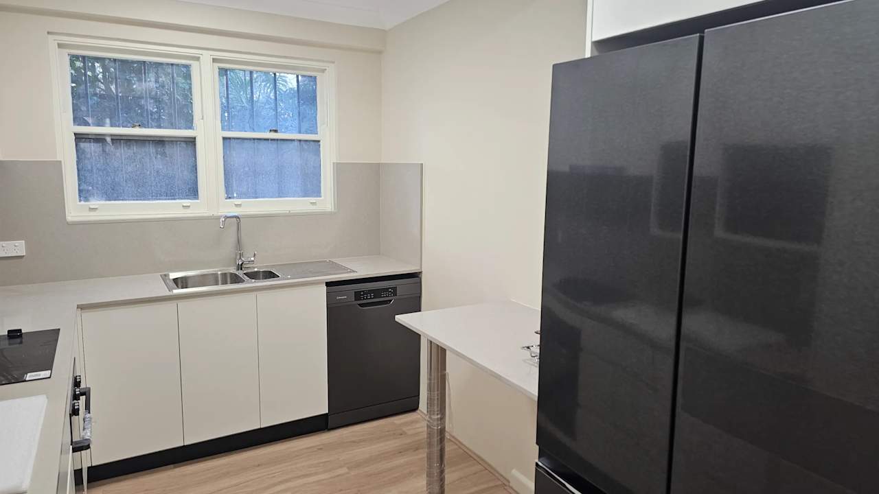 Whole property with 3 rooms for rent