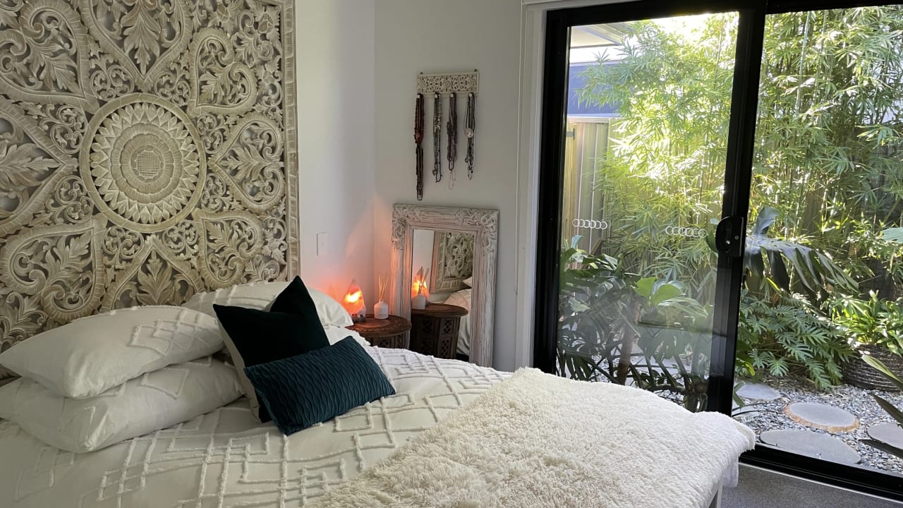 Furnished room with own bathroom