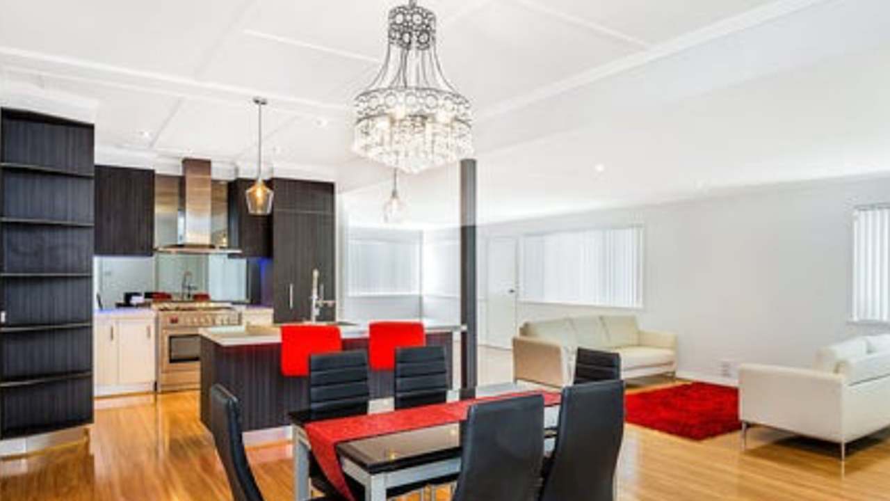 Whole property with 3 rooms for rent