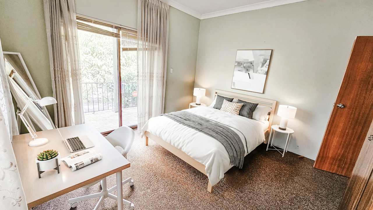 Furnished room in a share house
