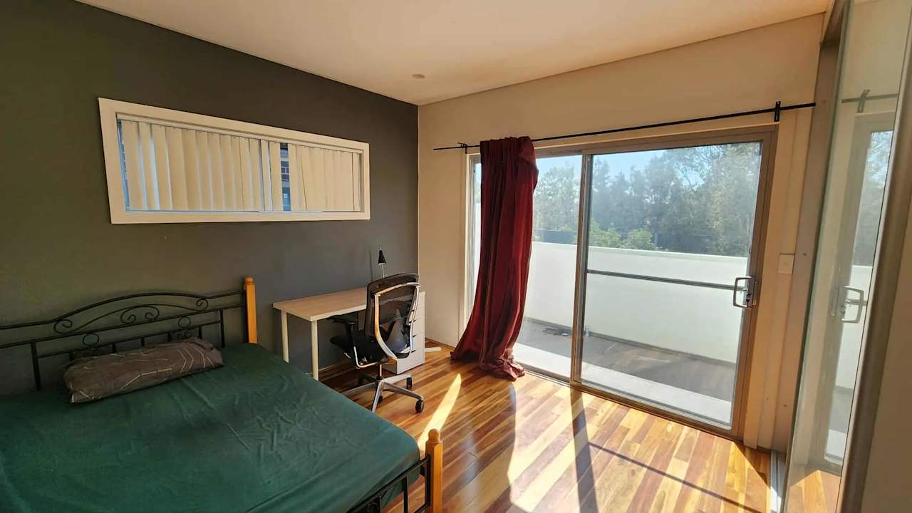 Furnished room with own bathroom