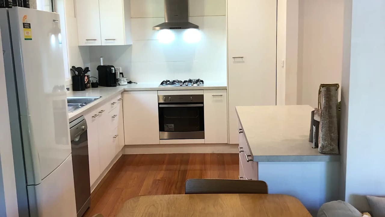 Room in a share house